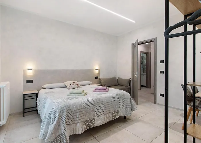 Double - Myaostaproject Guest house